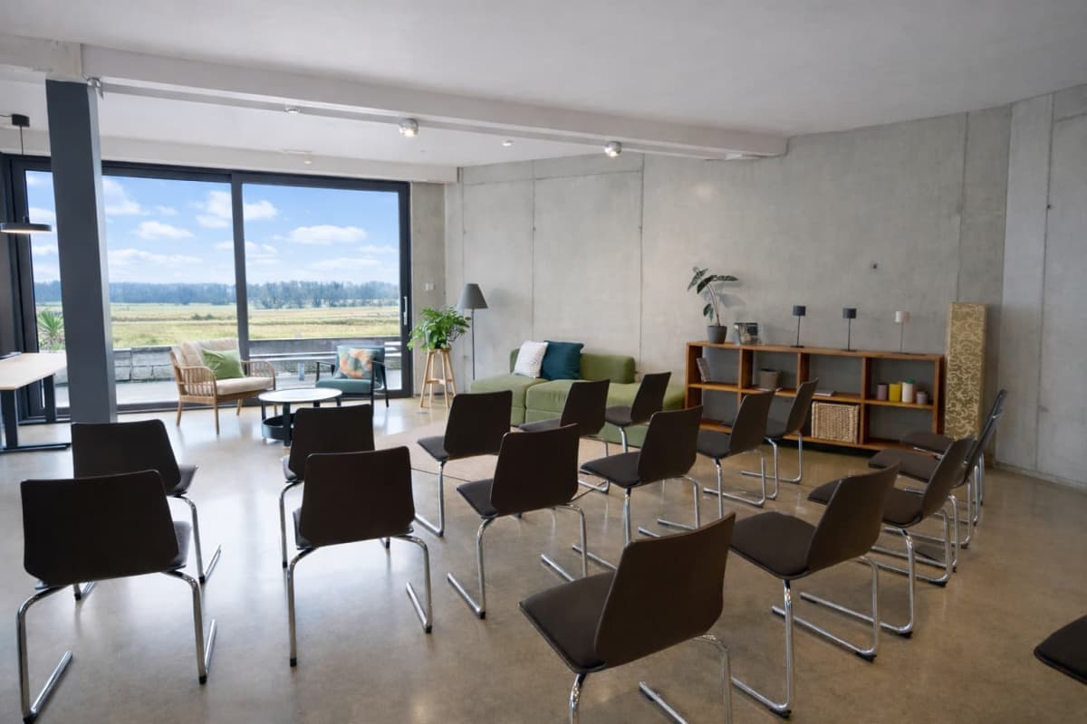 Gastredner im Workshop-Raum von Innergarden in Schutterwald bei Offenburg